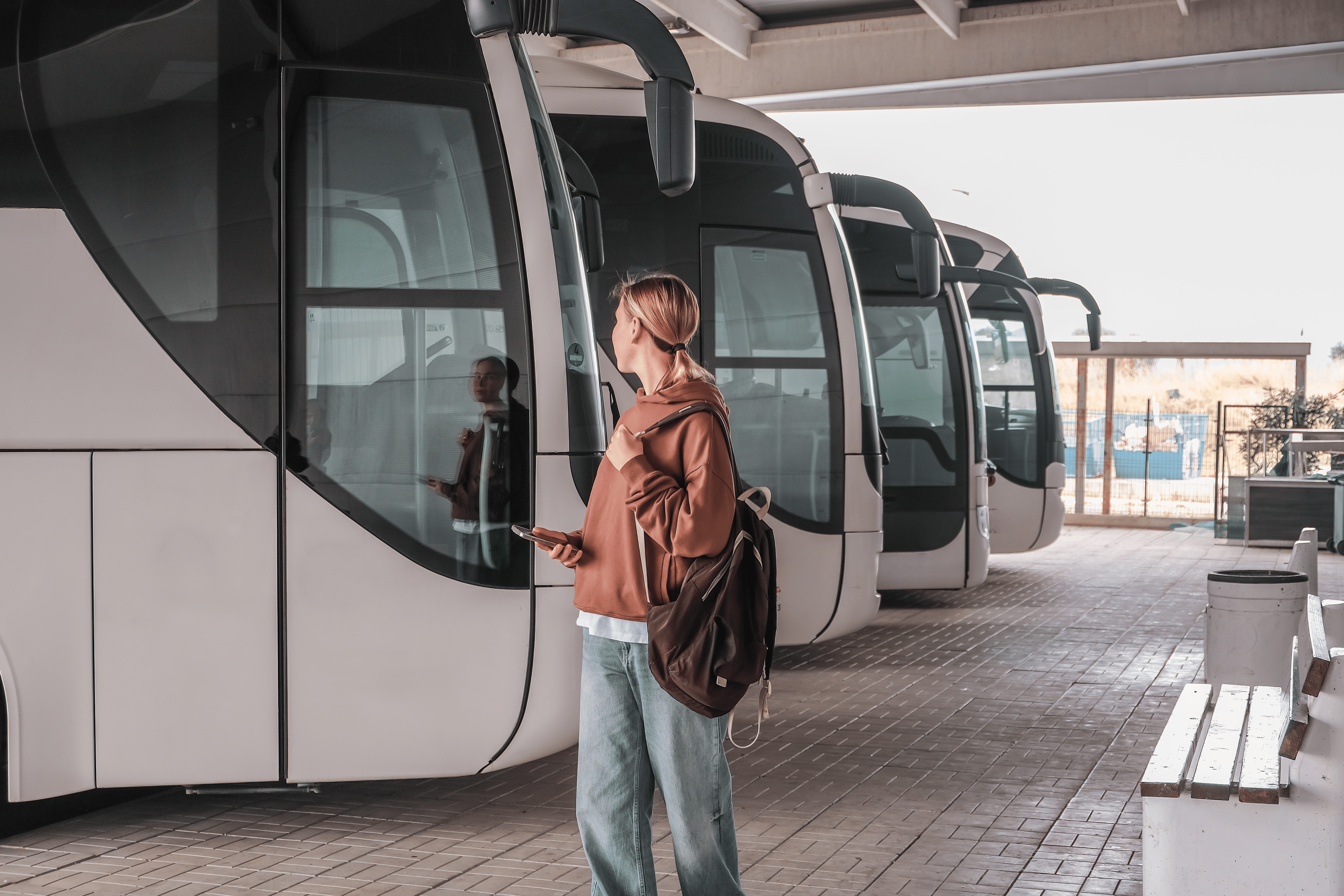 Shuttle service 2 for scheduled group transport in Thailand